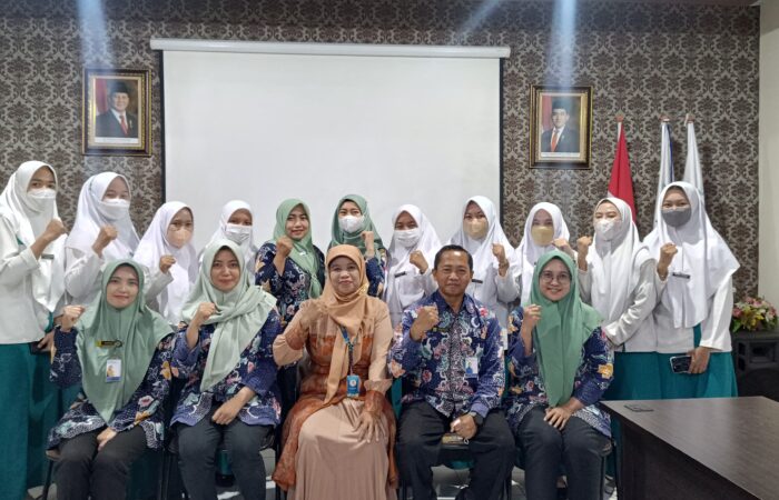 Praktik Kinik